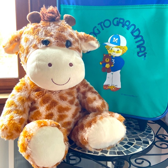 okie dokie Other - Plush Giraffe~NWOT